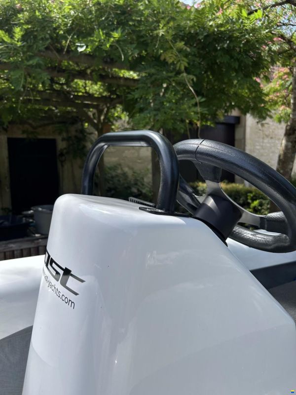 AST Yachts & Composites 340