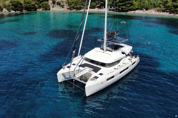 Lagoon 50