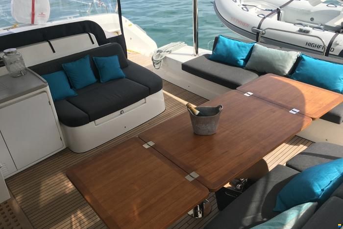 Lagoon 50