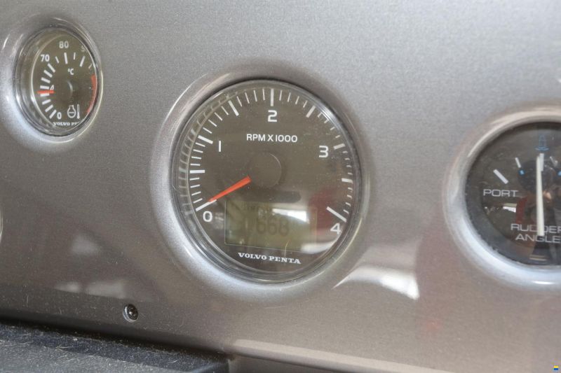 Sealine T50