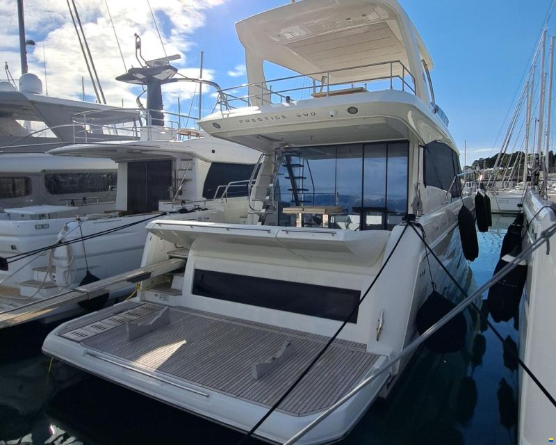 Prestige 590
