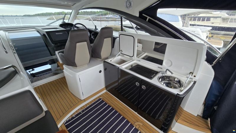 Princess V39
