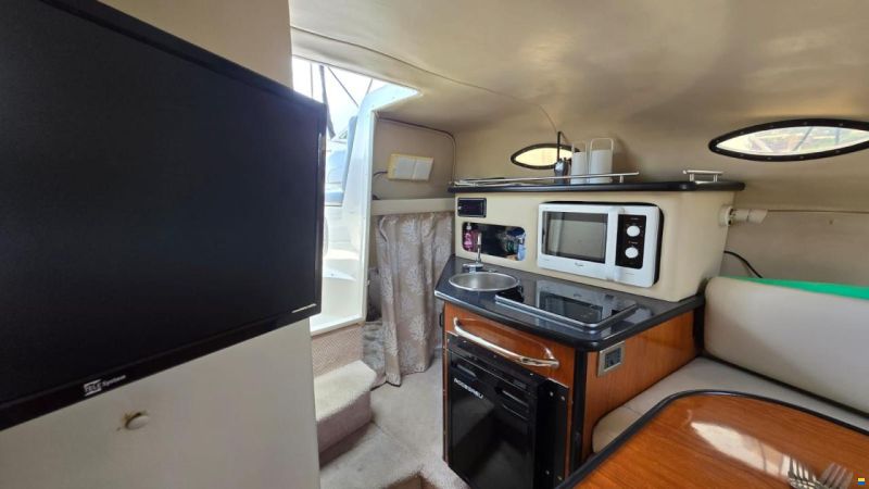 Chaparral 240 Signature