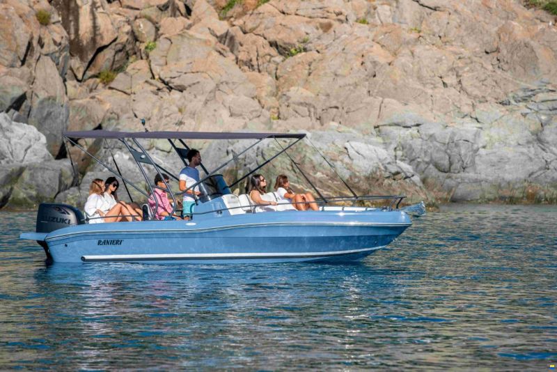 Ranieri Boat Azzura 40th Limited Edition