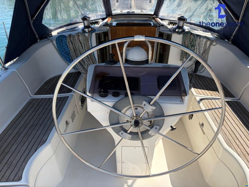 Beneteau Oceanis 351