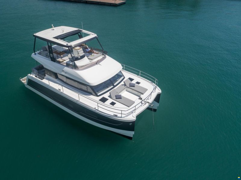 Fountaine Pajot MY5