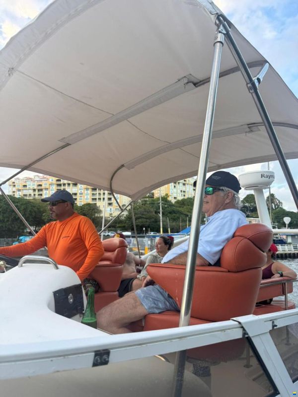 Sea Ray Sedan Bridge 400