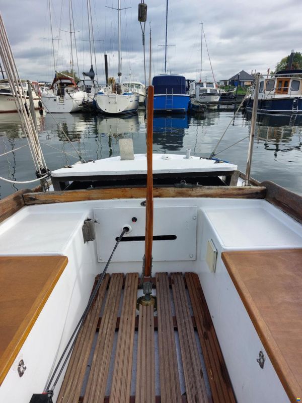 Meridian 25