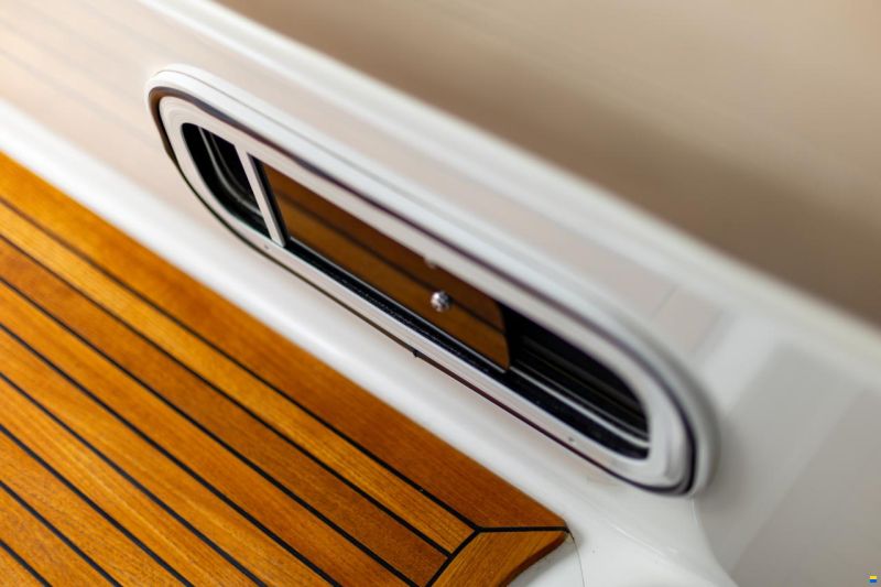 Sea Ray Sundancer 265 DAE