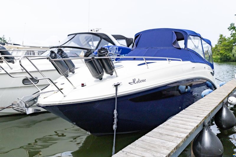 Sea Ray Sundancer 265 DAE