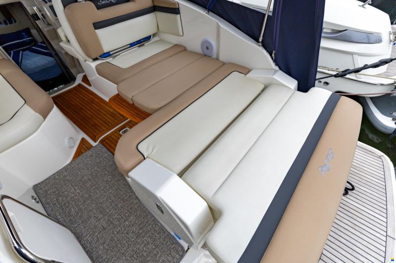 Sea Ray Sundancer 265 DAE
