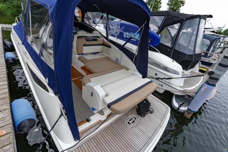 Sea Ray Sundancer 265 DAE