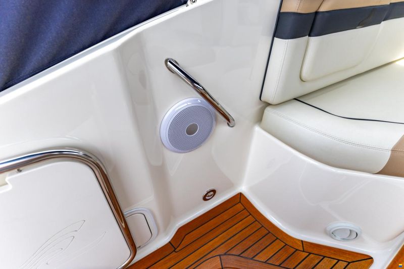Sea Ray Sundancer 265 DAE
