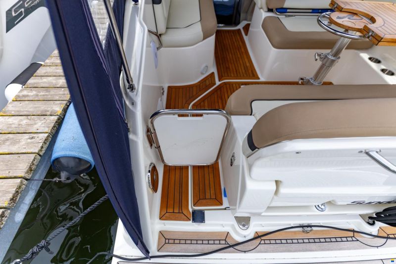 Sea Ray Sundancer 265 DAE