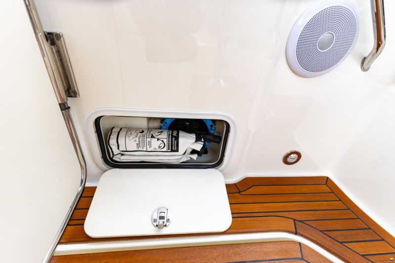 Sea Ray Sundancer 265 DAE