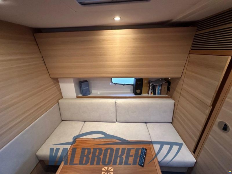 Sealine SC 47