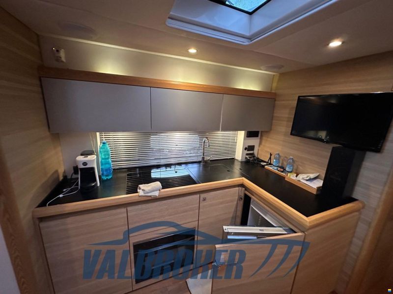 Sealine SC 47