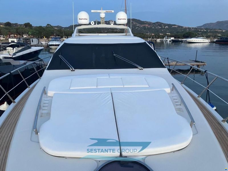 Azimut 62S