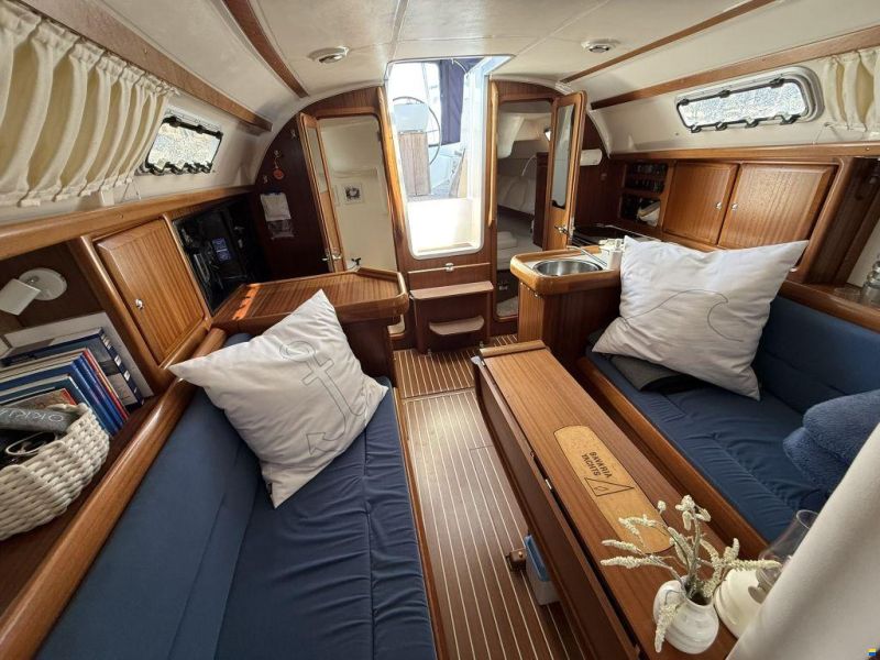 Bavaria 32 Holiday