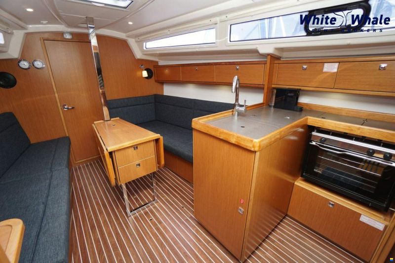 Bavaria Cruiser 33