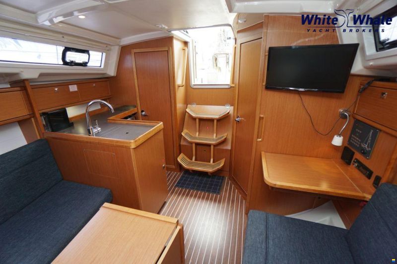 Bavaria Cruiser 33