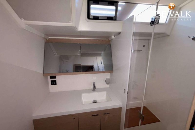 Beneteau Oceanis 60