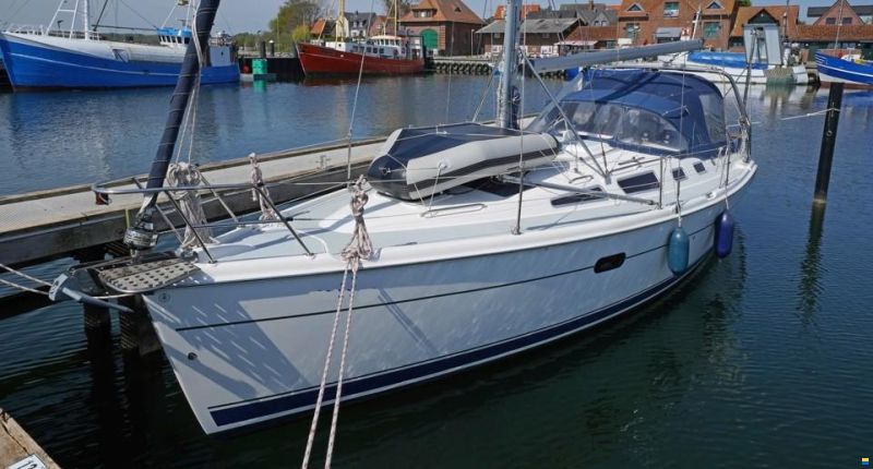 Hunter 356