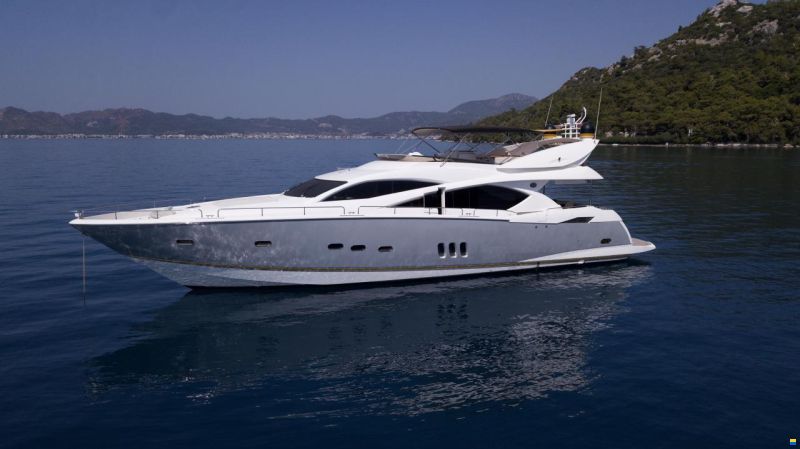 Sunseeker 82