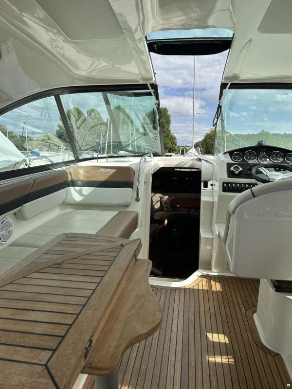 Sea Ray 305 Sundancer Hardtop Chuiser