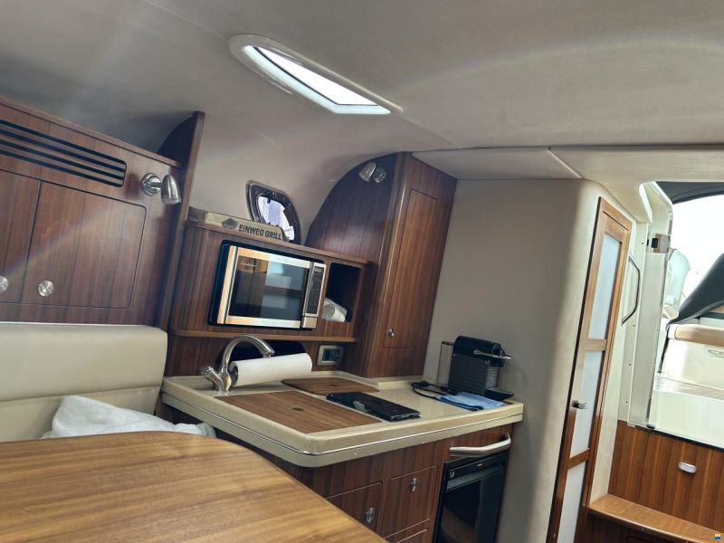Sea Ray 305 Sundancer Hardtop Chuiser