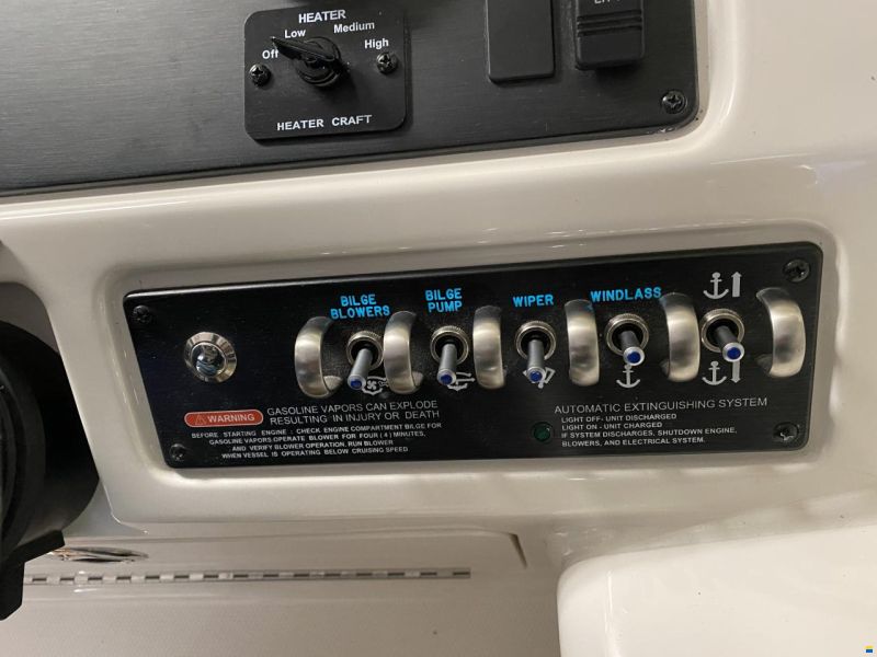 Sea Ray 305 Sundancer Hardtop Chuiser