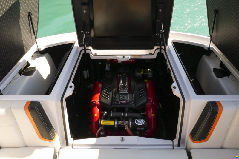 Correct Craft G25