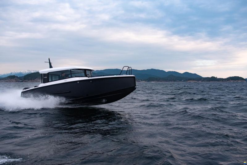 XO Boats EXPLR 9