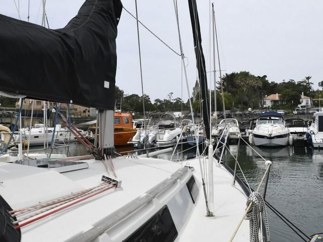 Dufour 3800