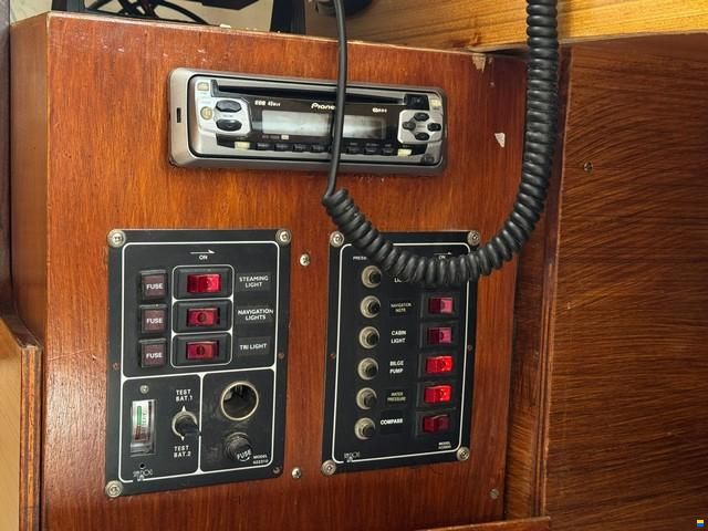 Dufour 3800
