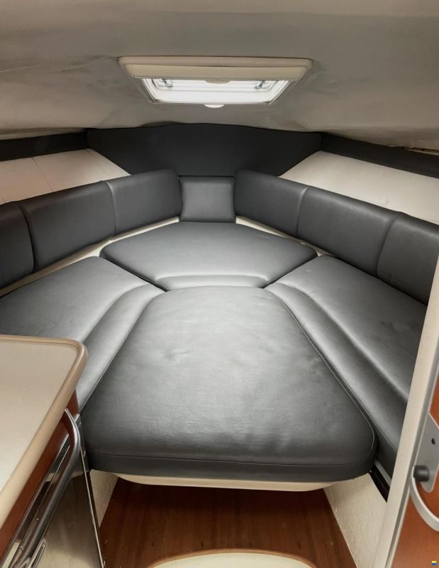 Chaparral Signature 240