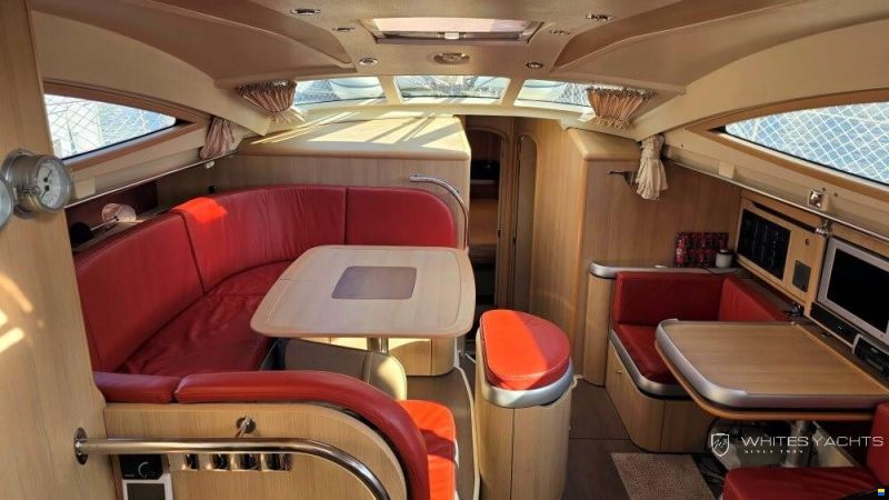 Etap 46 Deck Saloon