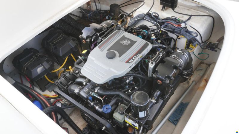 Chaparral 236 SSX