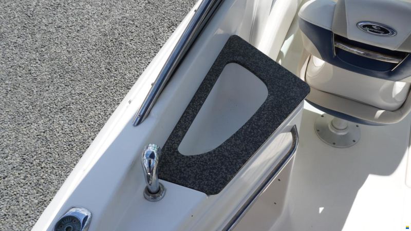 Chaparral 236 SSX