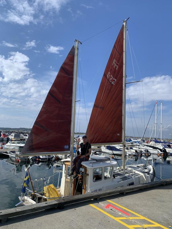 Fairway Marine Fisher 25