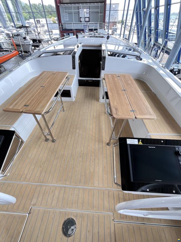 Hanse 460