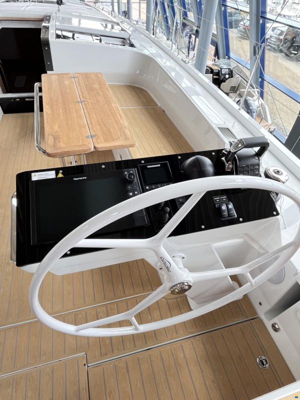 Hanse 460