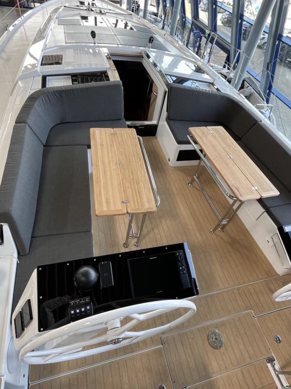 Hanse 460