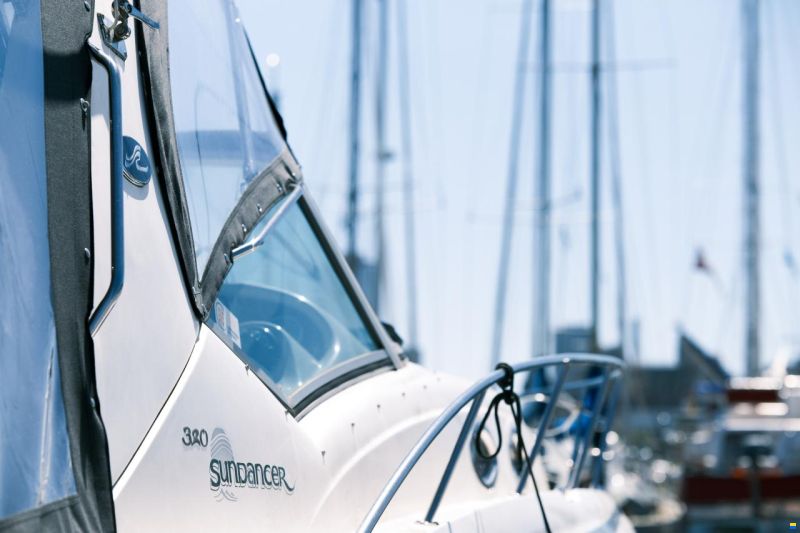 Sea Ray SunDancer 320
