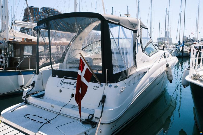 Sea Ray SunDancer 320