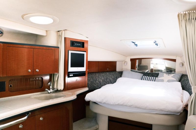 Sea Ray SunDancer 320