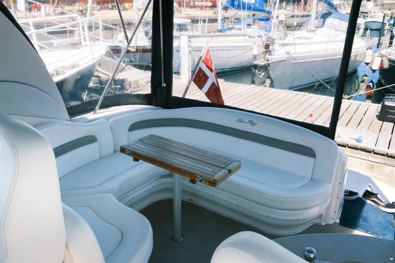Sea Ray SunDancer 320