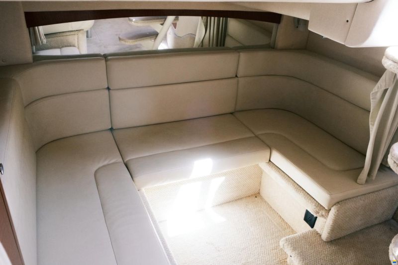 Sea Ray SunDancer 320