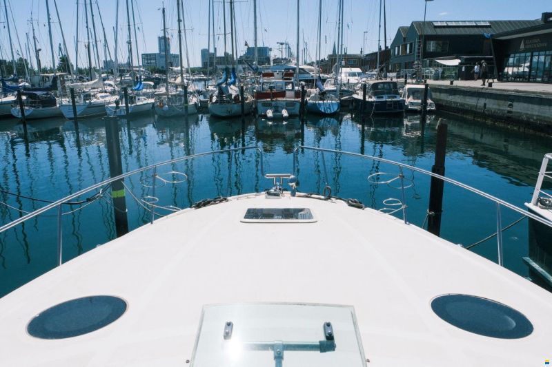 Sea Ray SunDancer 320
