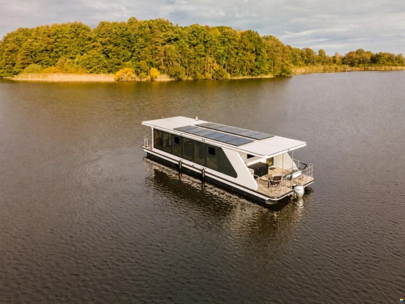 Desidus LAKE SUITE Hausboot | Hausyacht | Solar